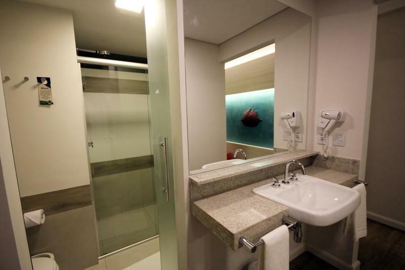 Hotel Completo Hot 4*
